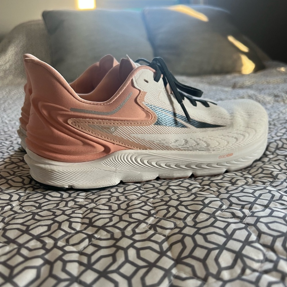 Women’s ALTRA Running Shoes